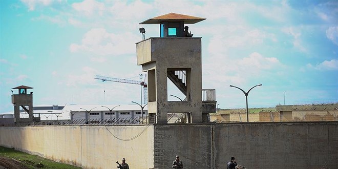 Diyarbakır'da D Tipi Kapalı Ceza İnfaz Kurumu boşaltıldı