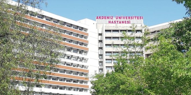 'Bıçak parası' aldığı iddia edilen doçent doktor tutuklandı