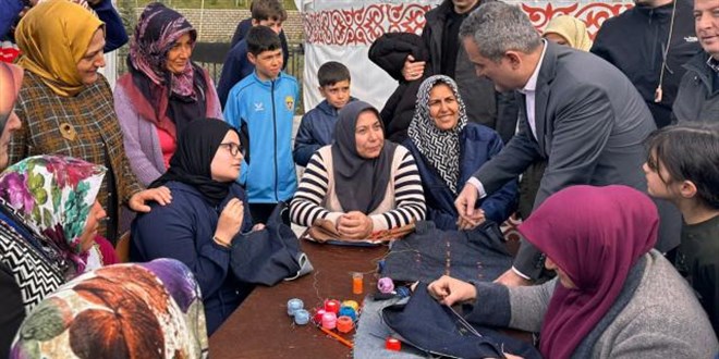 Deprem bölgesindeki halk eğitim kurslarına 39 bin 736 kişi katıldı
