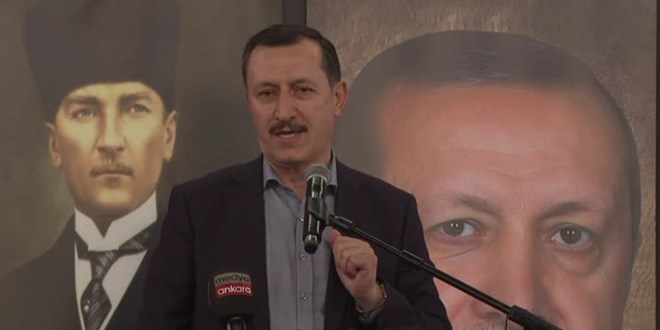 İYİ Parti Belediye Meclisi Üyesi Vehbi Yaşar, AK Parti'ye katıldı