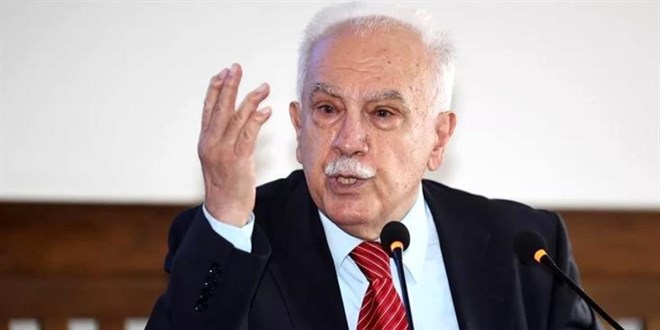 Doğu Perinçek cumhurbaşkanı adaylığı için imza verdi