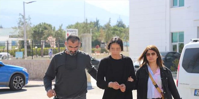 35 yaşındaki kadın 1 yıl önce evlendiği 55 yaşındaki eşini bıçakladı