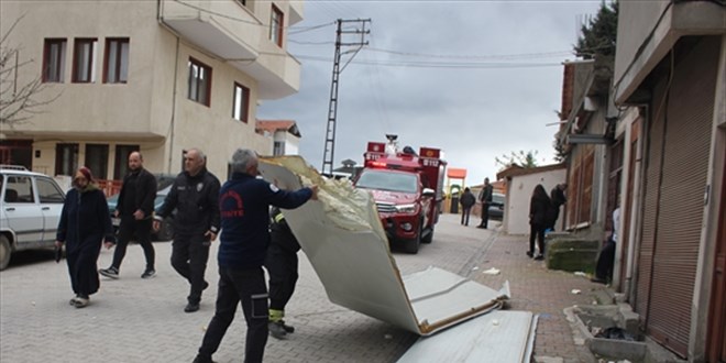 Amasya'da iddetli frtna etkili oldu