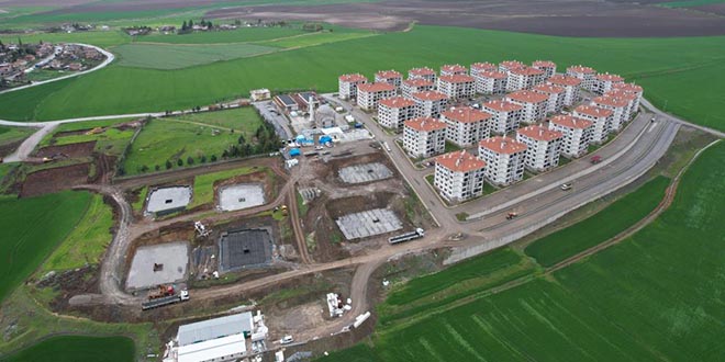 Depremzedeler için yapılıyor, temeller atıldı çalışmalar hızlandı