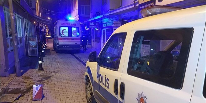 Sevgili çiftin kavgası kanlı bitti: Kadın, sevgilisini bıçaklayarak öldürdü