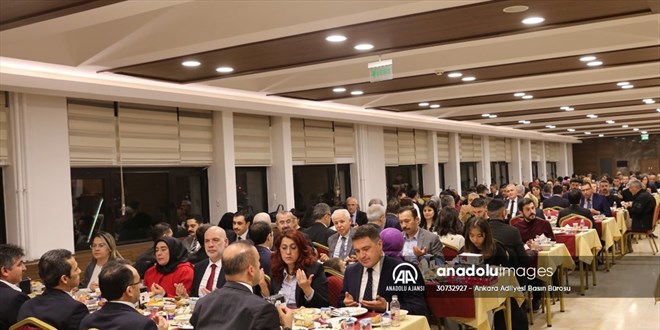 Ankara Adliyesi personeli ve depremzede aileler iftarda bulutu