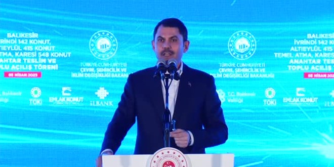 Bakan Murat Kurum: Türk siyasetine adeta zaman kaybettiriyor