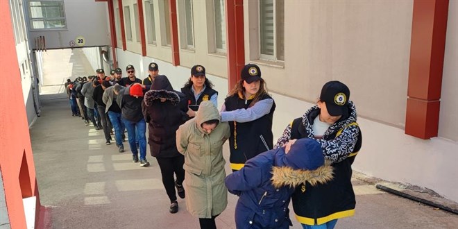 7 ilde sahte polislere operasyon: 22 kişi tutuklandı