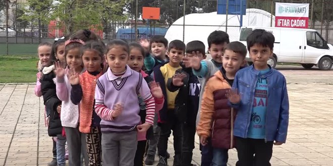 Kahramanmaraş'ta depremlerin ardından okullarda yeniden eğitime başlandı
