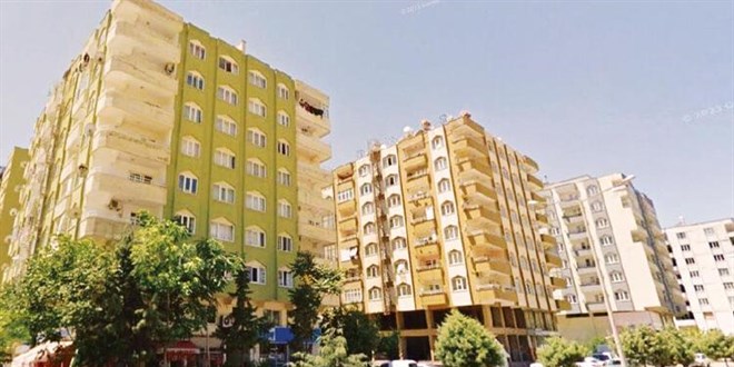 Kahramanmaraş'ta yıkılan Ebrar Sitesi'ndeki marketin işletmecisi veresiye defterini yırttı
