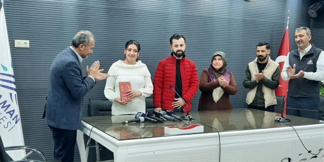 Deprem sonrasında Adıyaman'da ilk nikah kıyıldı