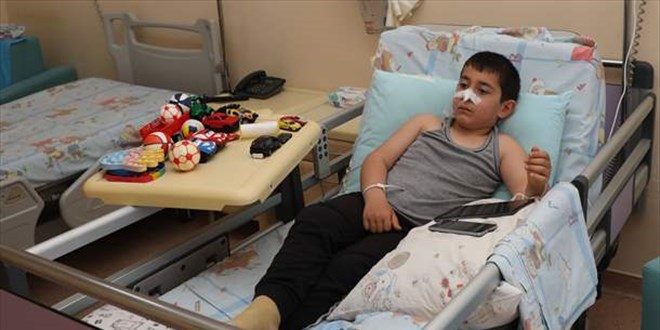 7 yaşındaki çocuğun yuttuğu mıknatıslı toplar bağırsağını üç noktadan deldi