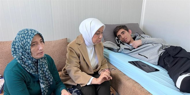 Erdoğan'dan depremzede Ömer için protez kol ve bacak talimatı