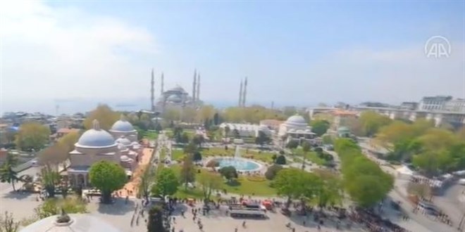 Sultanahmet Camii bugün ibadete açılıyor