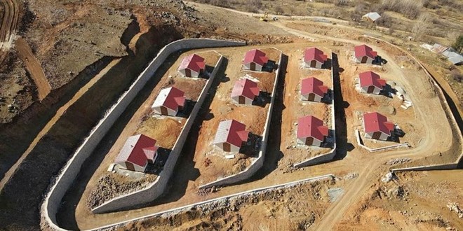 Kahramanmaraş'ta tamamlanan köy tipi afet evleri hak sahiplerine teslim edilecek