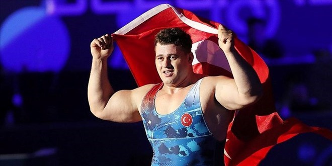 Rıza Kayaalp 12'nci kez Avrupa şampiyonu