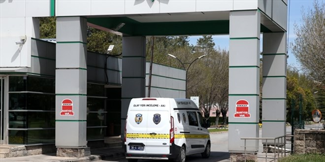 Kayseri'de güvenlik görevlisi temizlediği silahın ateş alması sonucu yaralandı