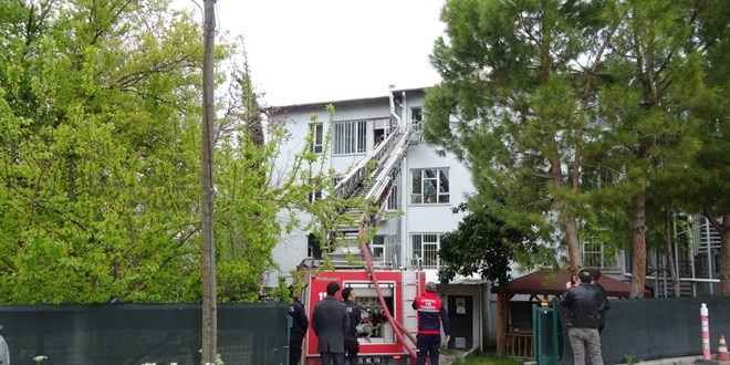 Burdur Gençlik ve Spor İl Müdürlüğünde korkutan yangın