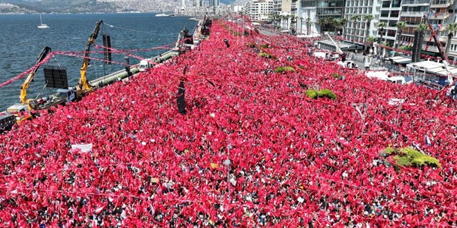 Millet ttifak zmir'de: 'Hala millete vaatte bulunuyorlar'