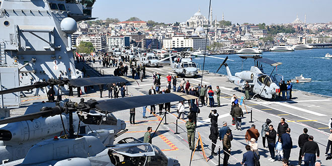 İstanbul'da TCG Anadolu'yu 140 binden fazla kişi ziyaret etti
