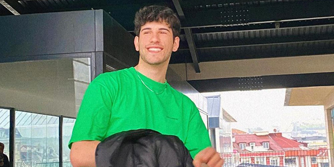 Arnavutköy'de cinayet: 23 yaşındaki oğlunu silahla öldürdü