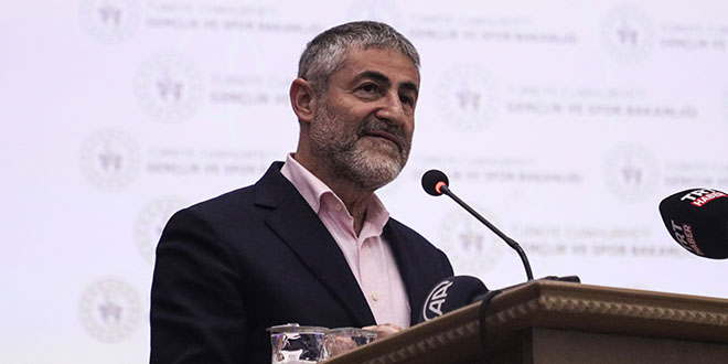 Bakan Nebati: Kamu ve özel sektördeki staj imkanlarını artıracağız