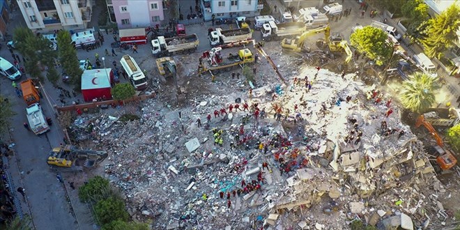 zmir depreminde yklan Emrah Apartman ile ilgili davada karar