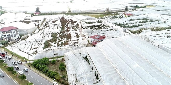 Mersin'de hortum: 13 yaralı
