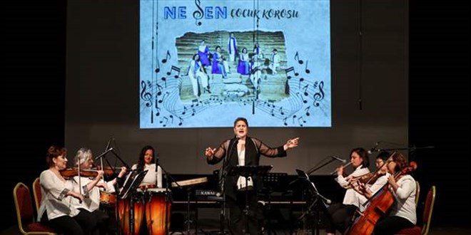 Deprem bölgesinden başkente gelen öğrenciler konser verdi