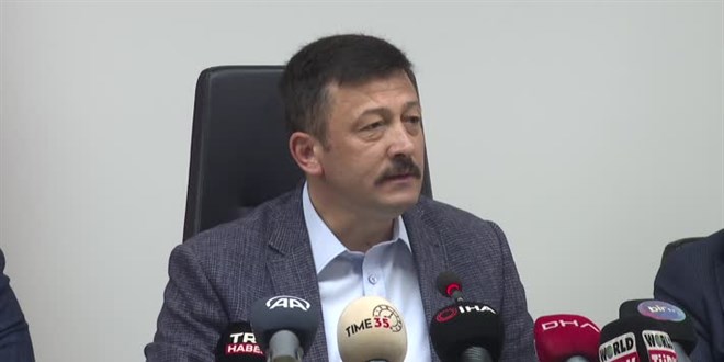 AK Parti'li Dağ İzmir'de devam eden projelerle ilgili bilgi verdi
