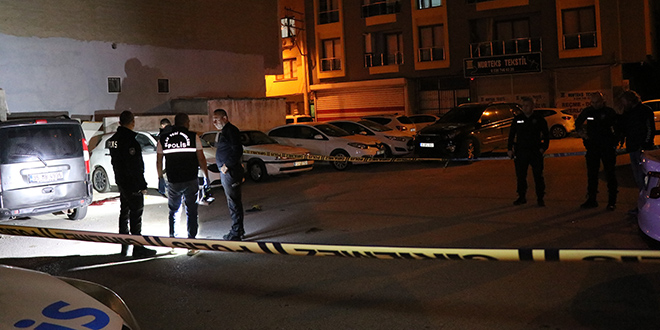 İzmir'de silahlı saldırıya uğrayan kişi öldü