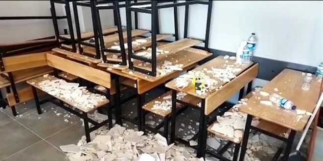 Oy kullanımı sırasında tavandan sıva parçaları düştü: 2 müşahit yaralandı