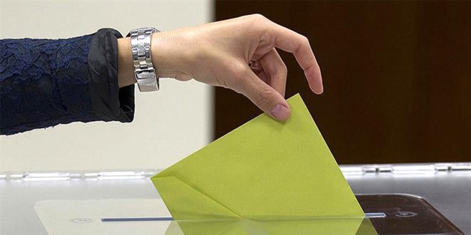 AA verilerine göre Erdoğan yüzde 50'nin altına geriledi