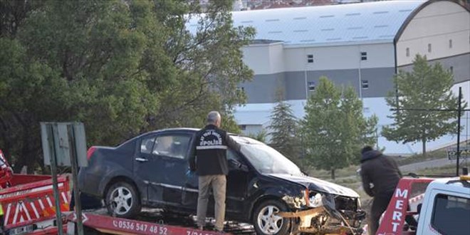 Karaman'da su kanalına düşen otomobilin sürücüsü öldü