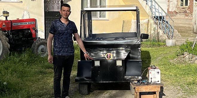 Sivaslı bekçi güneş enerjisiyle çalışan araç tasarladı