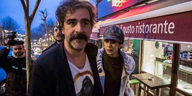 Gazeteci Deniz Yücel'e yakalama kararı