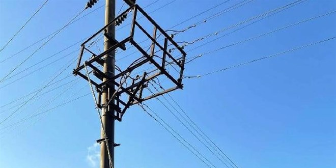 Denizli'de elektrik akımına kapılan kişi hayatını kaybetti