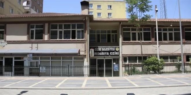 Eski Hizmet Binası 65 Milyon TL'ye Satıldı
