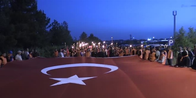 Diyarbakır'ın fethinin 1384. yılı dolayısıyla 'Fetih Yürüyüşü' düzenlendi