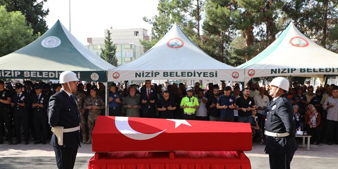 Gaziantep'te kamyonla çarpışan otomobilin sürücüsü öldü