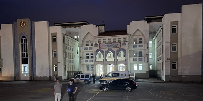 Sakarya'da bir kişi okul bahçesinde ölü bulundu