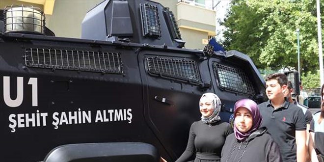 Adana'da şehit polisin adı kızının isteği üzerine zırhlı araca verildi