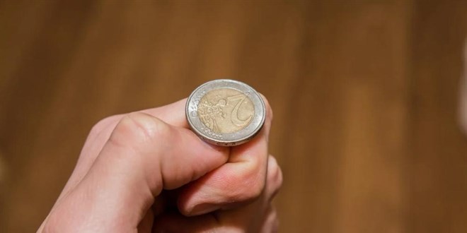 Adaylar eşit oy aldı, 5 belediye başkanı 'yazı tura' ile belirlendi