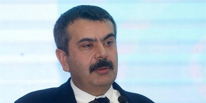 Yusuf Tekin 5 yıl sonra Bakan olarak döndü