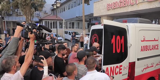 İsrail askerlerinin başından vurarak yaraladığı Filistinli bebek hayatını kaybetti