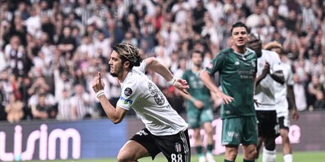 Beşiktaş, Spor Toto Süper Lig'de 2022-2023 sezonunu 3. tamamladı
