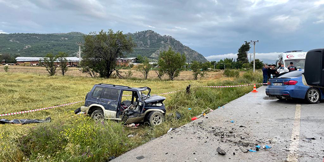 Burdur'da katliam gibi kaza: 5 kişi öldü, 5 kişi yaralandı