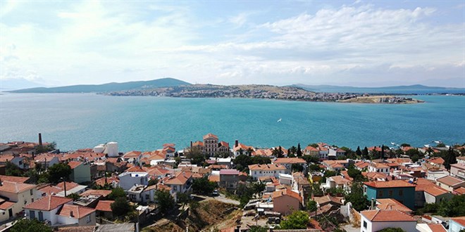 Ayvalık'ta bayram rezervasyonları yerli turistlerle doldu