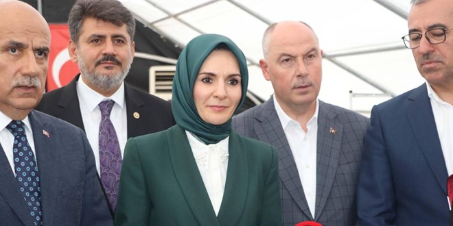 Bakan Göktaş: Depremlerin yaralarını sarmak için var gücümüzle çalışmaya devam ediyoruz