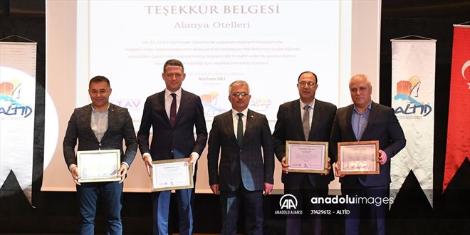 Antalya Valisi Yazıcı'dan kapılarını depremzedelere açan turizmcilere teşekkür